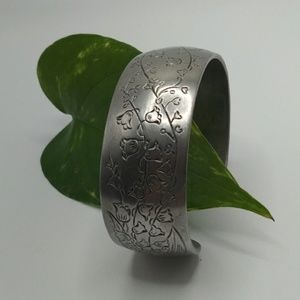 Vintage Pewter Floral Bracelet